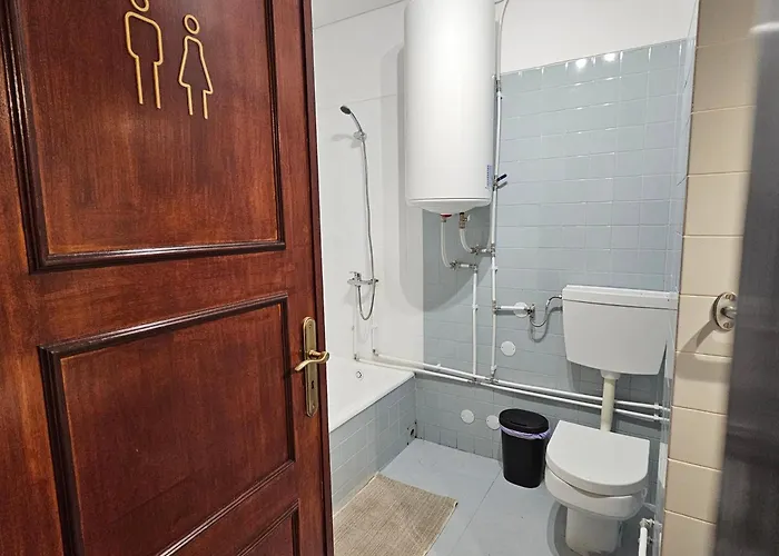 Blife Portugalya - Private At Santantonya 2nd Floor Δωμάτια σε οικογενειακή κατοικία Φάρο